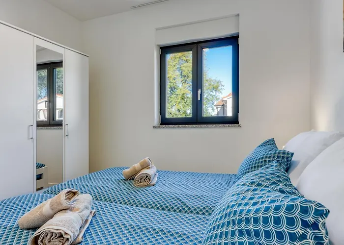 Apartman Adria 1 By Guide Porec