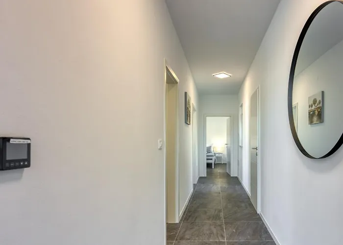 Adria 1 By Guide Apartman