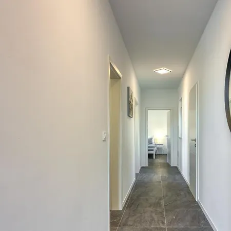Adria 1 By Guide Apartmán